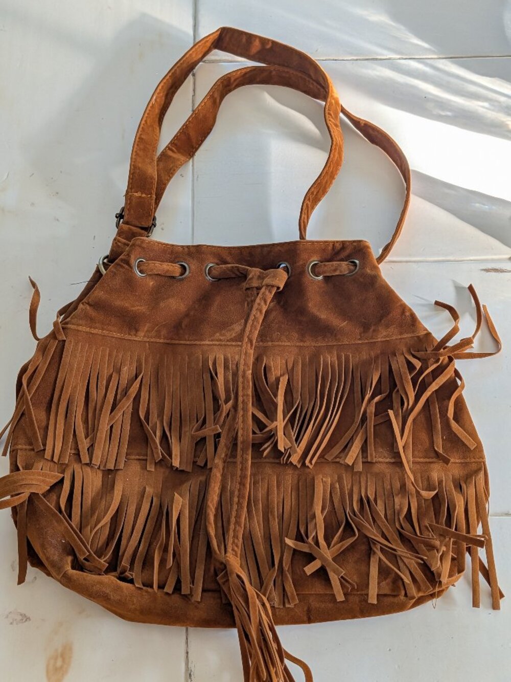 VTG Suede Bucket Bag Fringe Purse Tan Boho Hippie Festival Drawstring Western